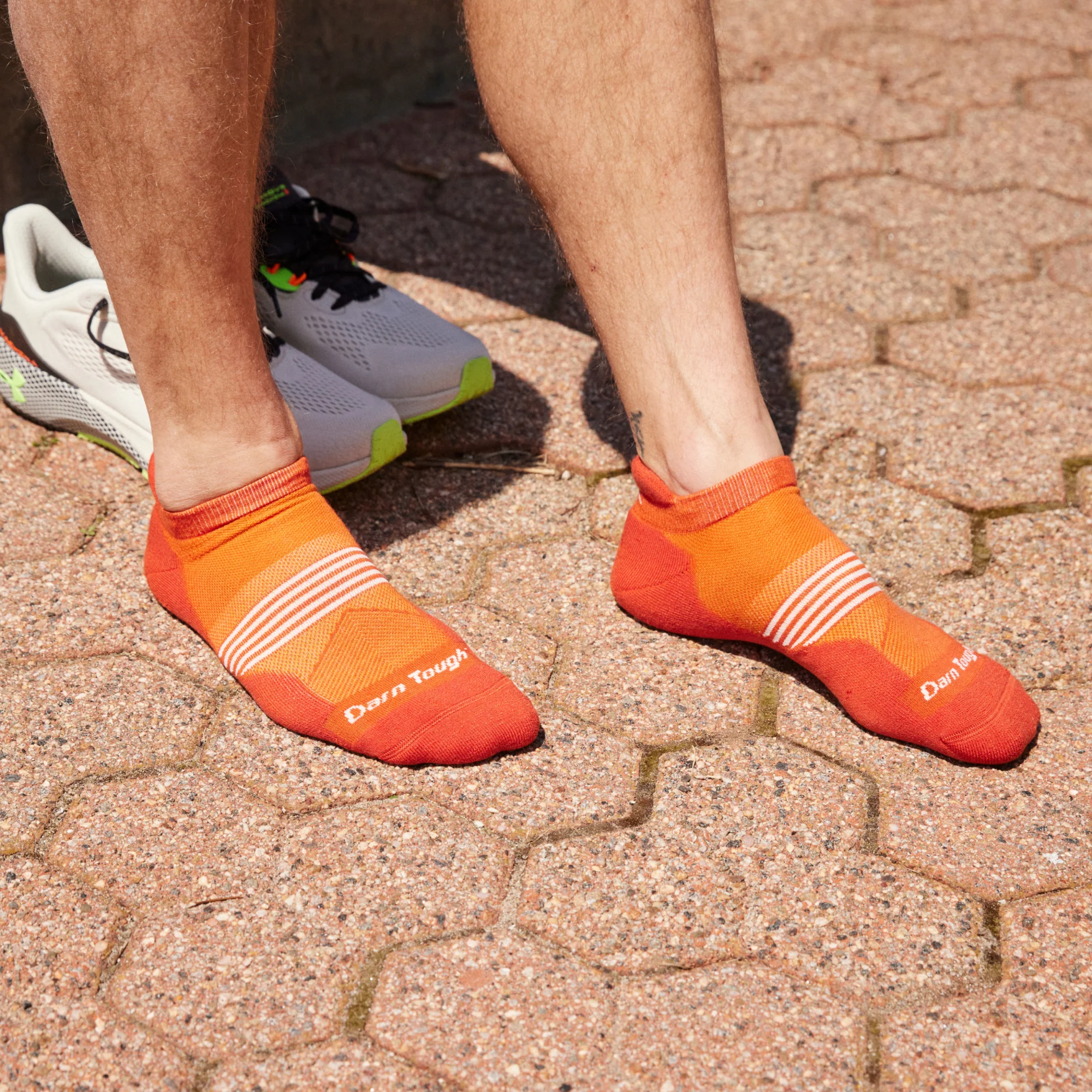 Men's Element No Show Tab Lightweight Running Socks - Image 7