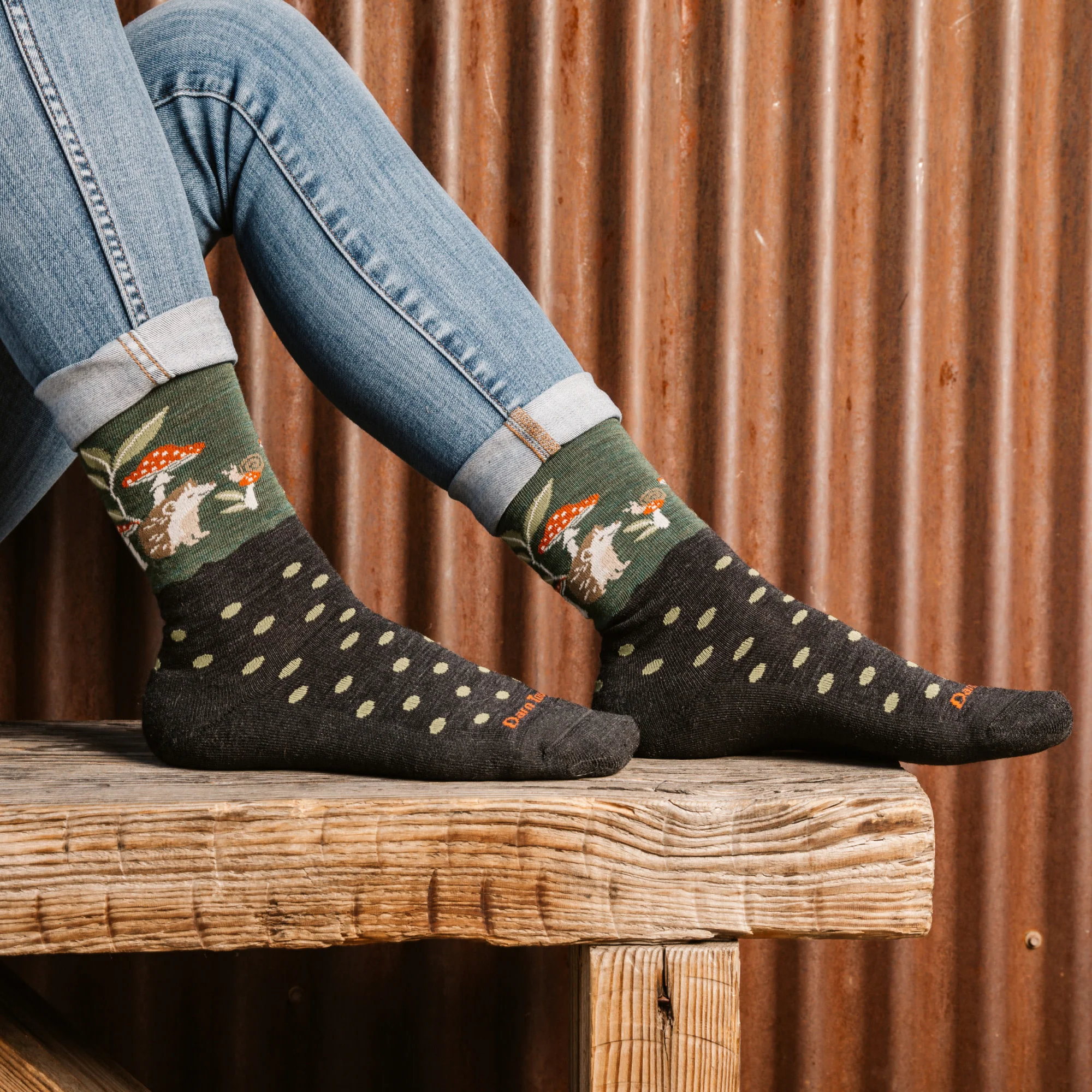 Women's Wild Life Crew Lightweight Lifestyle Socks - Image 4